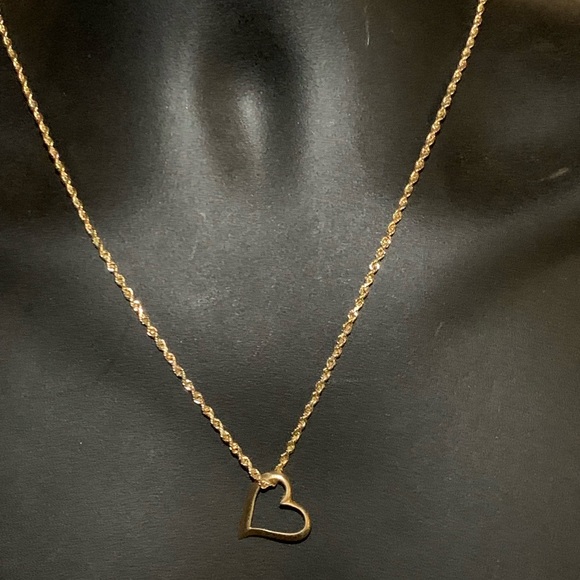 10k 20”2.5 mmrope necklace with a 14k heart pendant